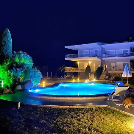 Family Maisonette With Pool #3