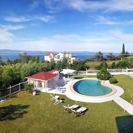 Family Maisonette With Pool #3 *