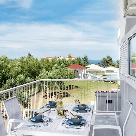 Family Maisonette With Pool #3 Dom wakacyjny Néa Fókaia