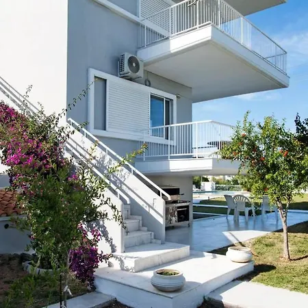 Family Maisonette With Pool #3 Holiday home