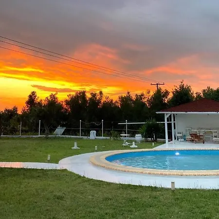 Family Maisonette With Pool #3 Holiday home