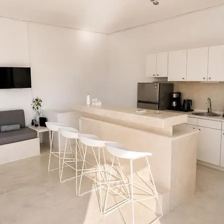 Dom wakacyjny Family Maisonette With Pool #3 *
