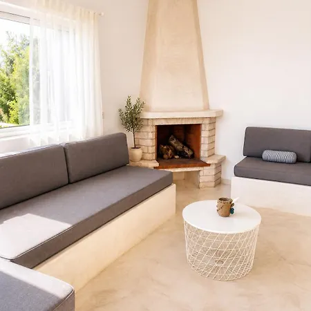 Family Maisonette With Pool #3 *