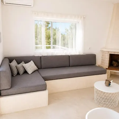 Family Maisonette With Pool #3