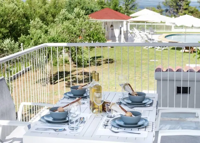 Family Maisonette With Pool #3 *