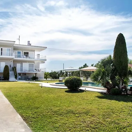 Family Maisonette With Pool #3