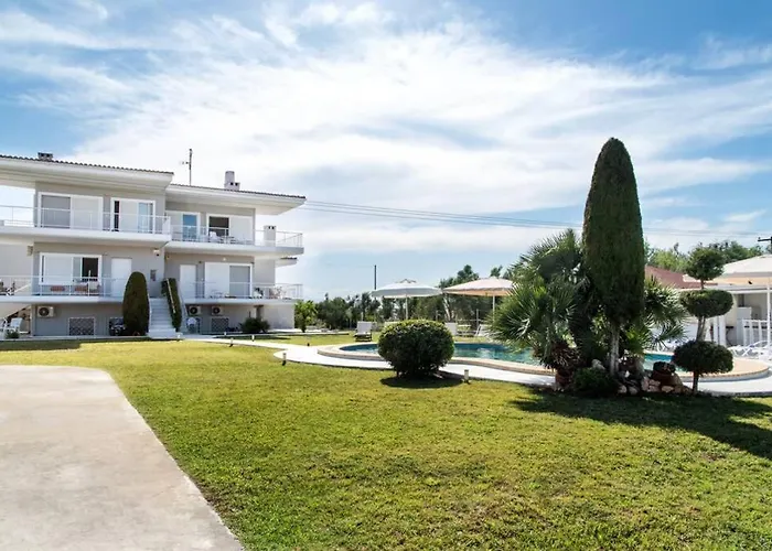 Family Maisonette With Pool #3